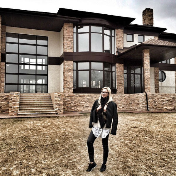 Будучи в браке с футболистом Ольга Бузова планировала жить в этом доме
