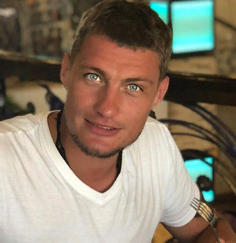 Александр Задойнов Александр Задойнов