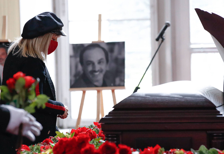 Алла Борисовна считала Краснова близким человеком Алла Борисовна считала Краснова близким человеком