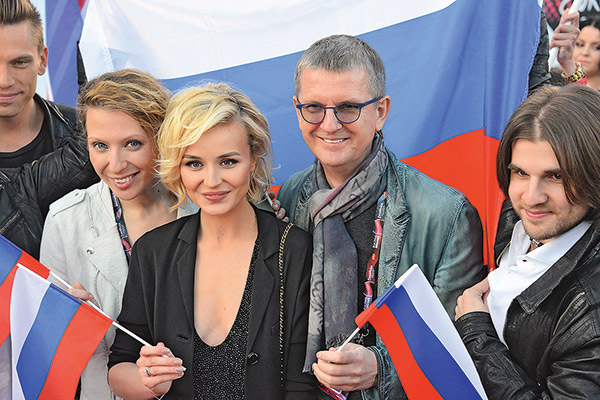 Российская команда «Евровидения»: Яна Чурикова, Полина Гагарина и Юрий Аксюта Российская команда «Евровидения»: Яна Чурикова, Полина Гагарина и Юрий Аксюта