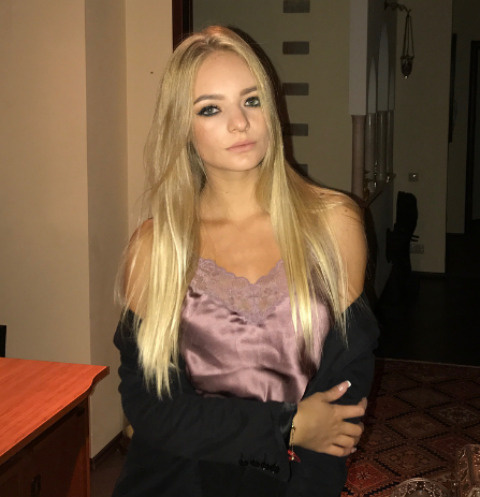 Лиза Пескова Лиза Пескова