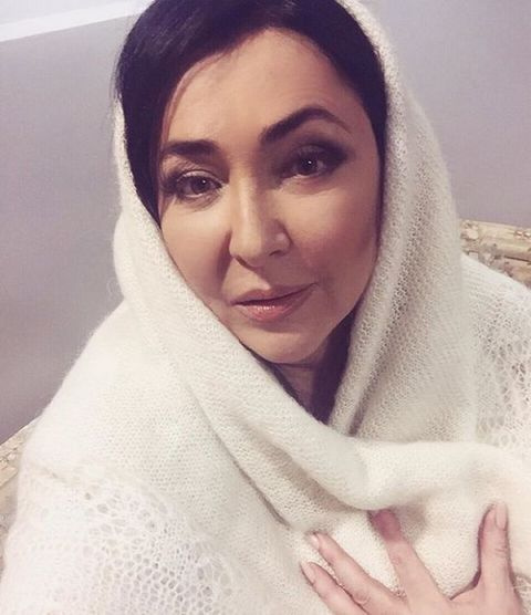 Лолита Милявская вот уже несколько лет судится с ЖКХ