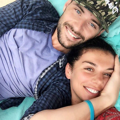 Анна не могла находиться в разлуке с любимым Анна не могла находиться в разлуке с любимым