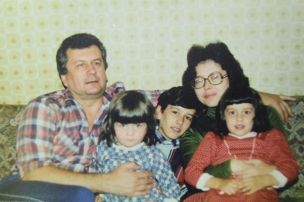 Композитор с женой и детьми Композитор с женой и детьми