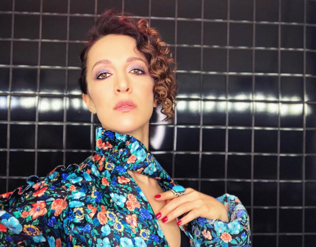 Бывшая жена Сергея Шнурова сменила имидж | StarHit.ru