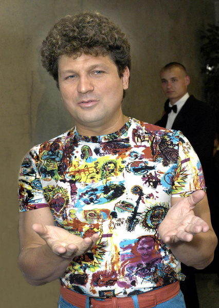 Сергей Минаев рассказал свою версию случившегося с Владом Листьевым Сергей Минаев рассказал свою версию случившегося с Владом Листьевым