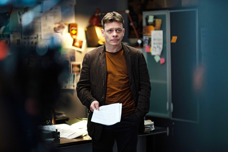 Павел Майков возвращается на ТНТ в сериале «Девушки с Макаровым» |  StarHit.ru