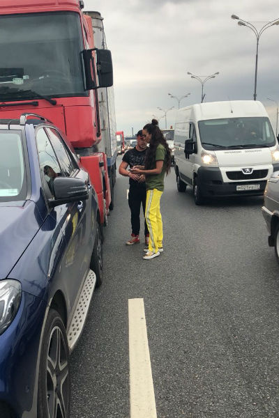 Правда что бузова попала в аварию. Смотреть фото Правда что бузова попала в аварию. Смотреть картинку Правда что бузова попала в аварию. Картинка про Правда что бузова попала в аварию. Фото Правда что бузова попала в аварию