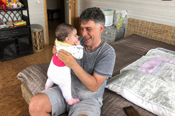 В минувшем октябре у пары родилась дочь Маро В минувшем октябре у пары родилась дочь Маро