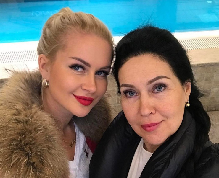 Татьяна Владимировна узнала о трагедии с дочкой от подписчиков Татьяна Владимировна узнала о трагедии с дочкой от подписчиков