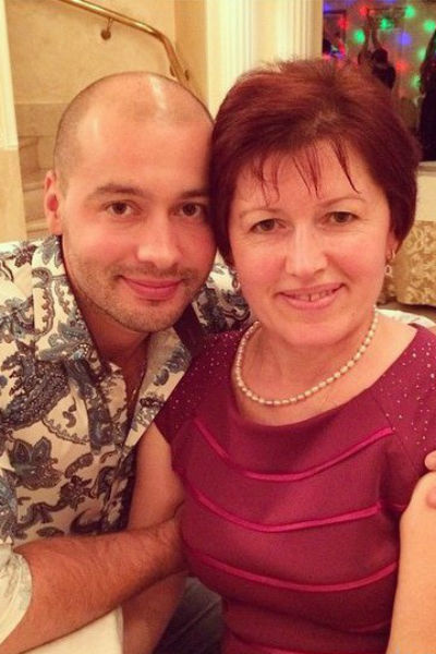 Андрей Черкасов с мамой