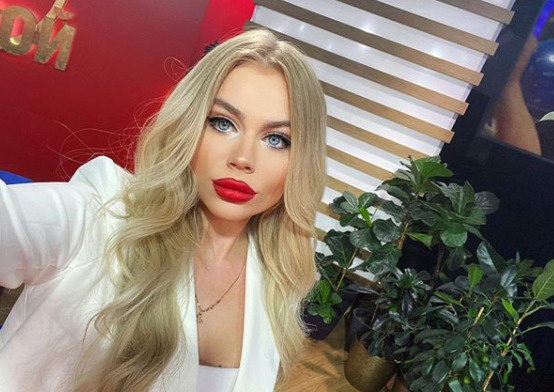 Марина Страхова