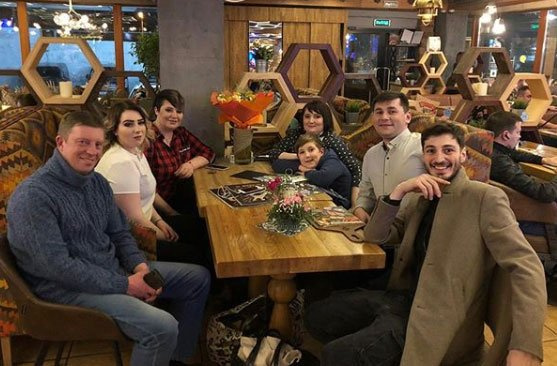Саша рассказала, что помирилась с отцом Саша рассказала, что помирилась с отцом