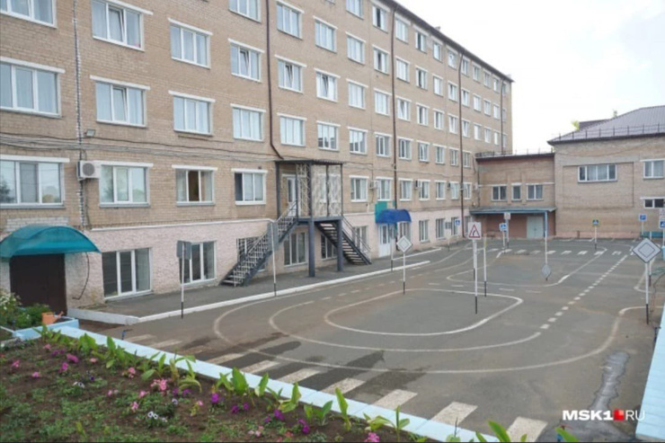 Страстью Шатунова были хоккей и футбол Страстью Шатунова были хоккей и футбол
