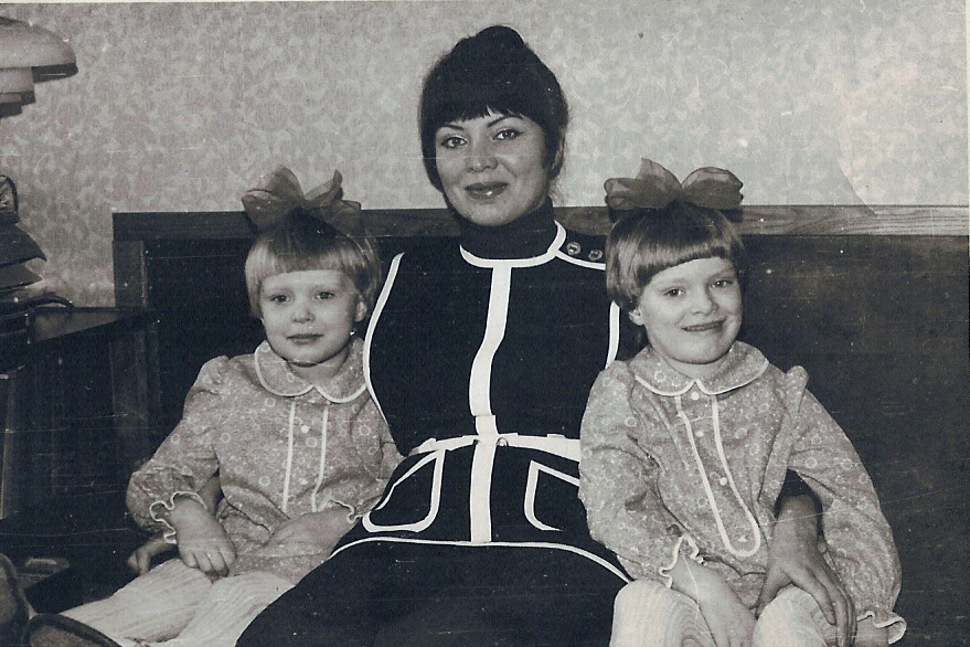 Ольга копосова с сестрой близнецом фото