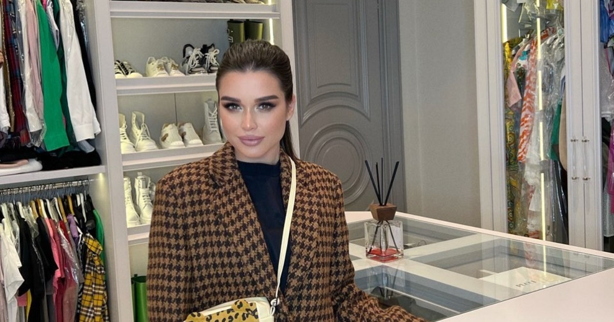 Ксения Бородина Виктории Боне «Я же молчу про километры