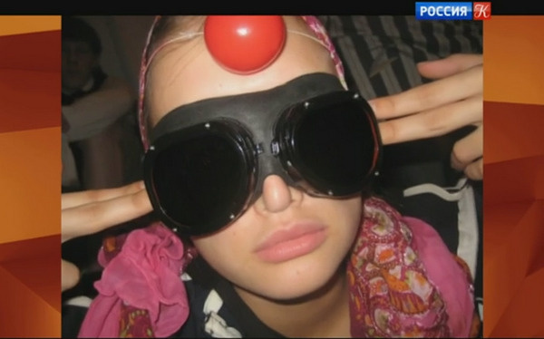 После того, как Андреева проучилась два года в СПбГУ, она переехала в Москву и стала студенткой Школы-студии МХАТ