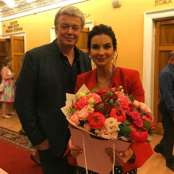 Екатерина и Александр Стриженовы являются одной из самых крепких пар в шоу-бизнесе Екатерина и Александр Стриженовы являются одной из самых крепких пар в шоу-бизнесе