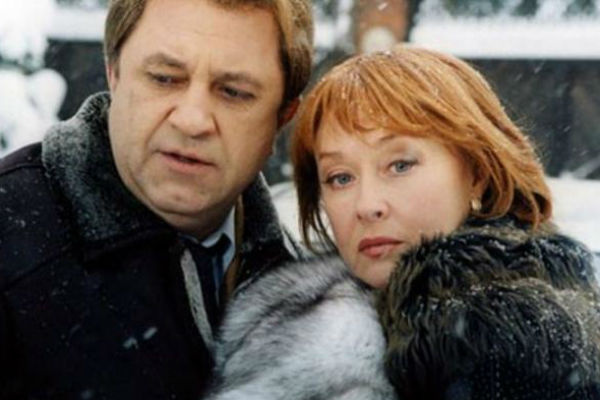 Владимир Стержаков и Лариса Удовиченко в сериале «Даша Васильева. Любительница частного сыска» Владимир Стержаков и Лариса Удовиченко в сериале «Даша Васильева. Любительница частного сыска»