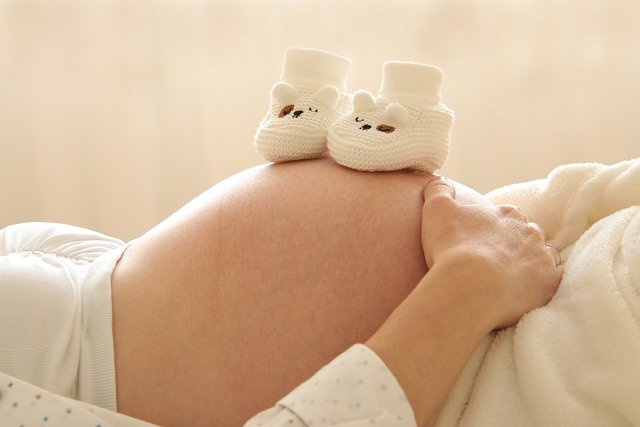 Юной сибирячке удавалось все девять месяцев скрывать беременность от родных