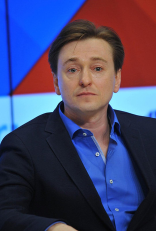 Сергей Безруков