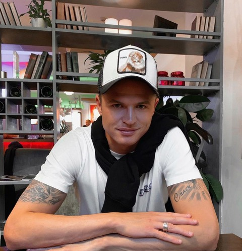 Дмитрий Тарасов Дмитрий Тарасов