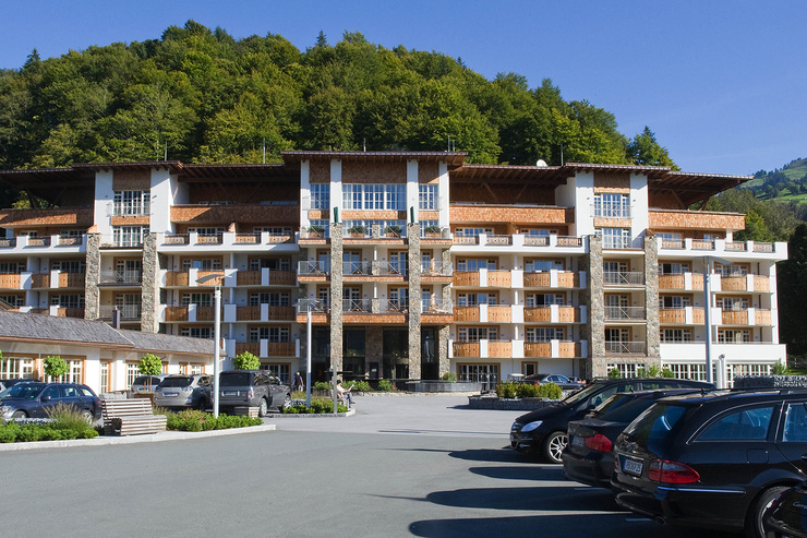 Первым объектом будущей гостиничной сети, которым занялась бизнесвумен, стал пятизвездочный отель Grand Tirolia