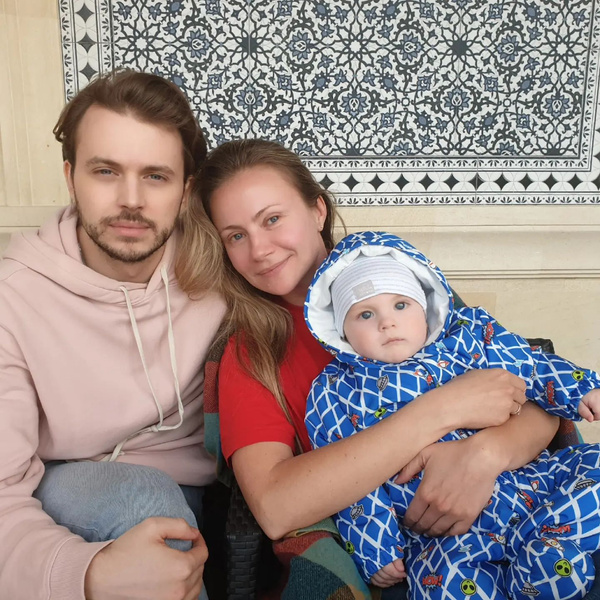 Мария Миронова со старшим сыном Андреем и младшим Федором