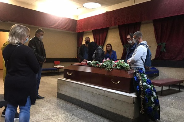 Шевченко похоронили. Прощание в траурном зале больницы. В Санкт-Петербурге простились.
